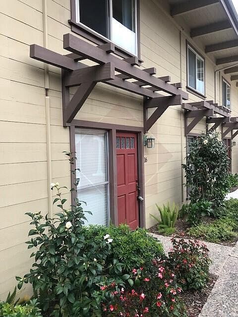 1st image of 3754 San Remo Dr #16