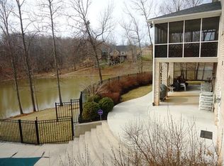 1001 Val Terrace Ct, Forest, VA 24551