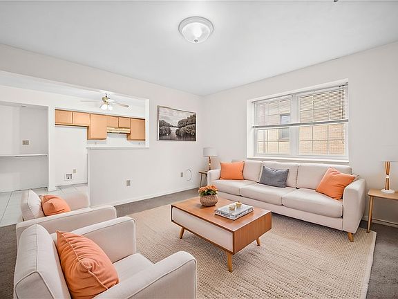 5th image of 311 Catherine St