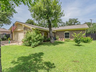 1100 Spanish Trail Dr, Granbury, TX, 76048