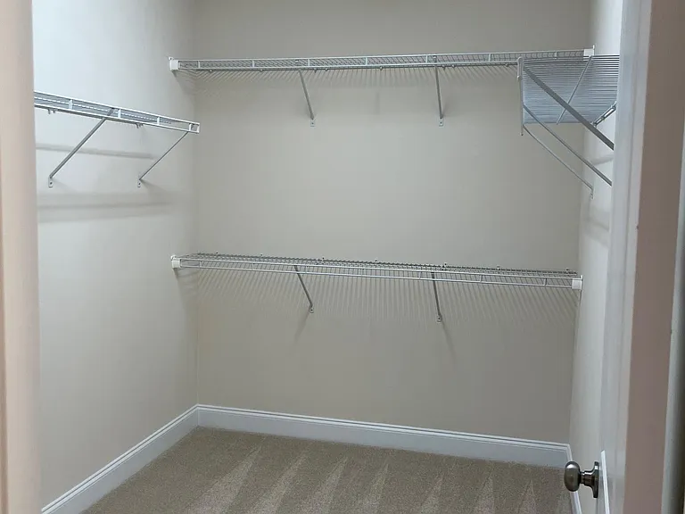 207 Heathbrook Ln — Photo 22