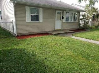 18 N Cavender St, Hobart, IN 46342