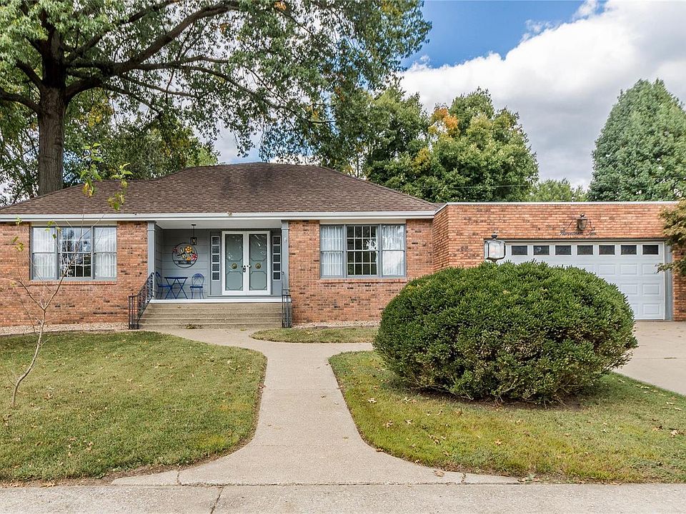 1st image of 1910 Julianne Dr