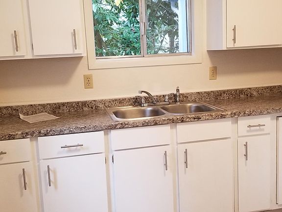 Kitchen - recently renovated