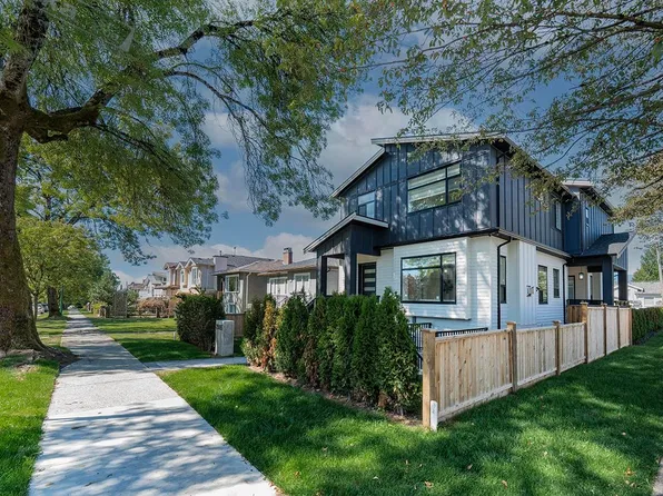 2995 E 17th Ave, Vancouver, BC V5M 2N4