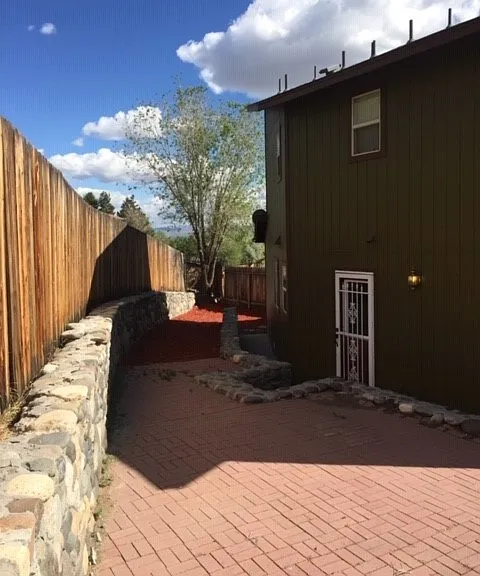 2340 Keystone Ave — Photo 15