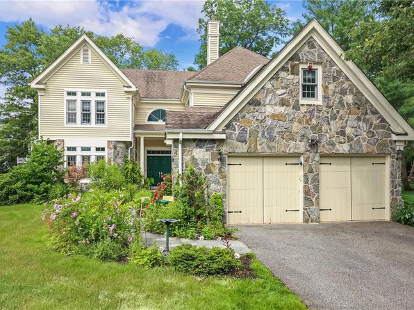 11 Westhaven Lane, White Plains, NY 10605