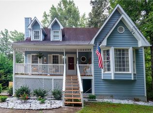 42 Grove Dr, Dallas, GA 30132