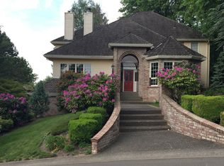 18217 Delenka Ln, Lake Oswego, OR