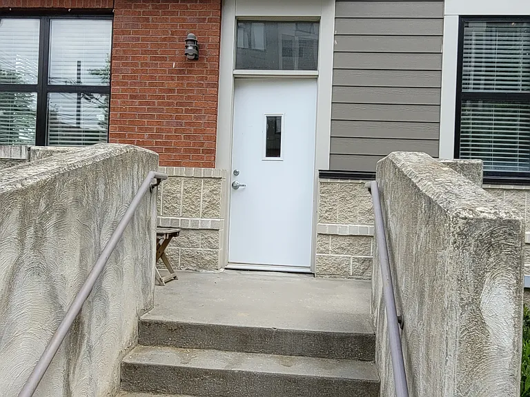 650 S Mill St #118 — Photo 4