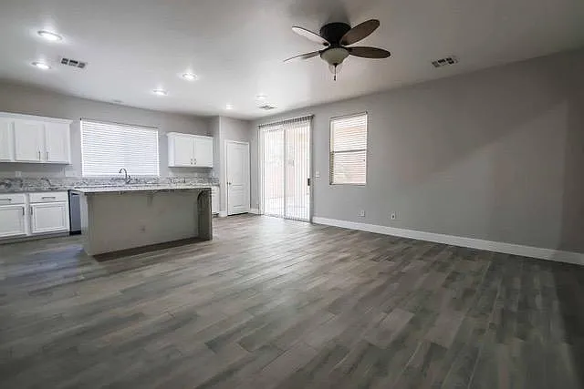 3819 Sterling Crest Pl — Photo 7
