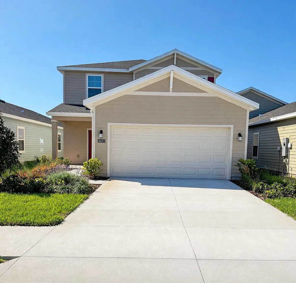4 bed, 2093 sqft, $2,350 — Photo 1