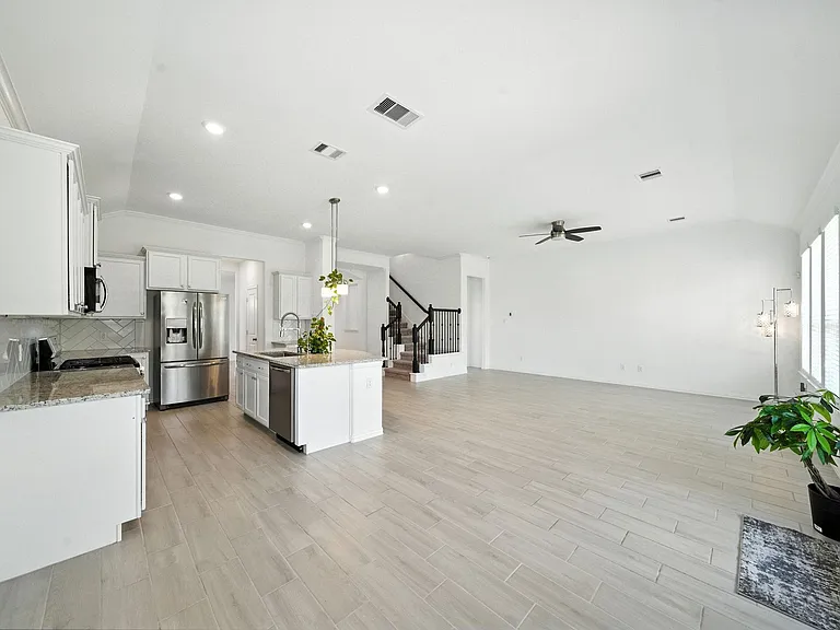 15011 Old Horseshoe Lake Dr — Photo 14
