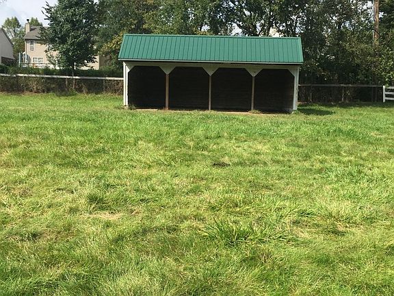 4th image of 3186 Burnham Ct