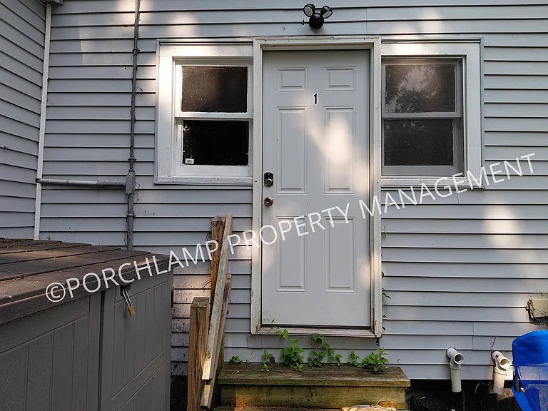 319 E Forest Ave #1 — Photo 17