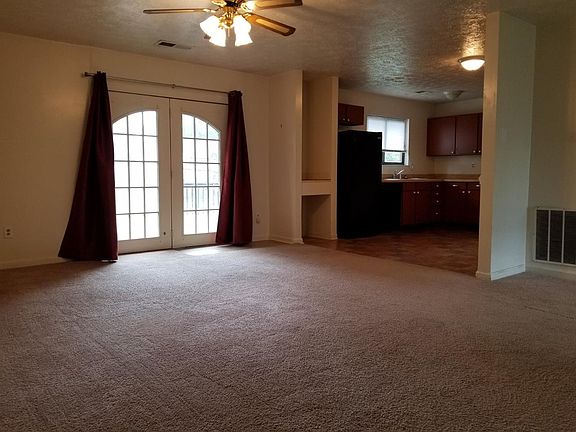 5th image of 3401 Buckhorn Dr