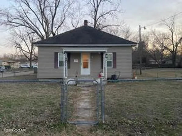 635 Park Street, Neosho, MO 64850