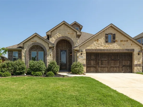 3205 Deep Crest Dr, Fort Worth, TX 76244