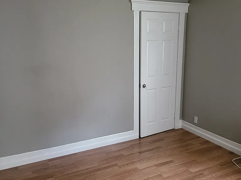 1036 North Ave #2 — Photo 8