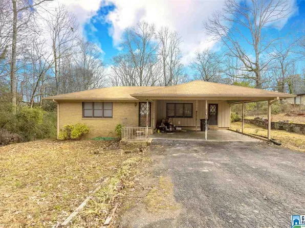 1343 Colonial Ave, Gardendale, AL 35071