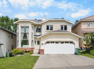 207 SW Hamptons Dr NW, Calgary, AB T3A 5S1