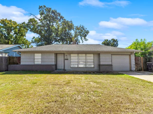 12430 Palmbeach St, Houston, TX 77034