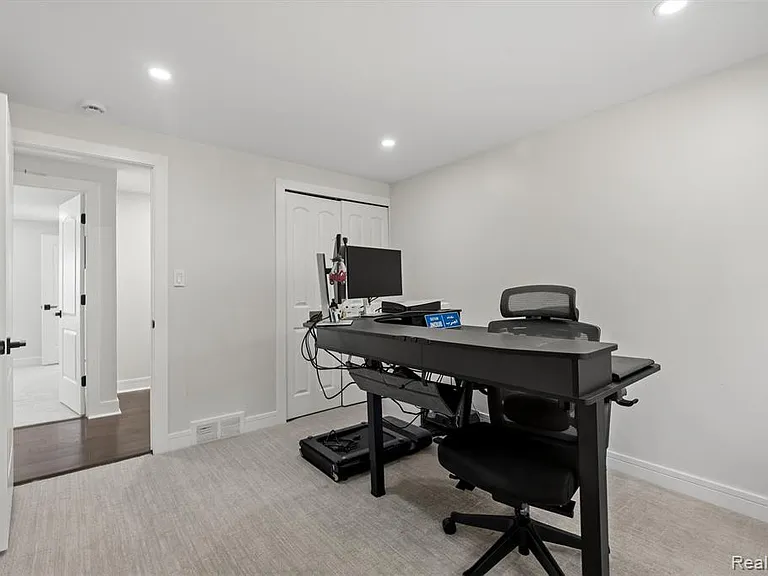 6511 Timber Ridge Dr — Photo 14