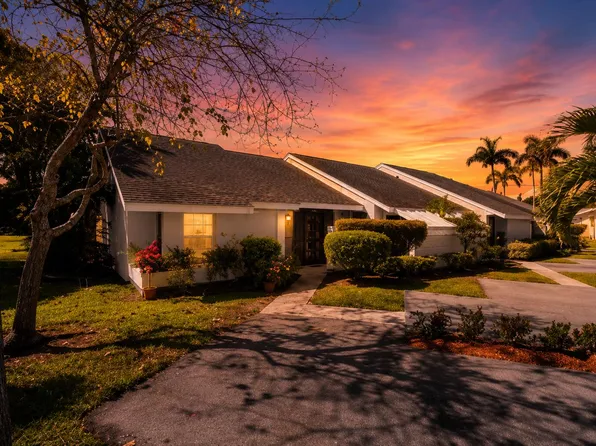 10776 Waterberry Drive, Boca Raton, FL 33498