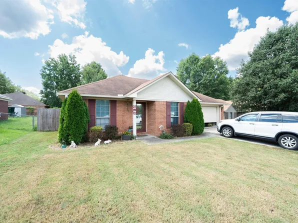 11 4th St, Greenbrier, AR 72058
