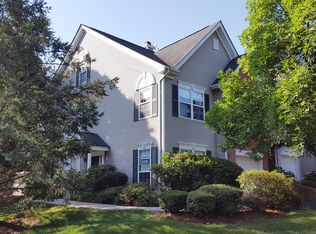 21 Prescott Ct, Basking Ridge, NJ 07920