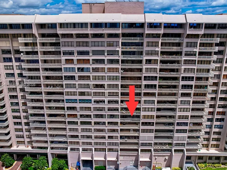 2 Grove Isle Dr #B706 — Photo 22