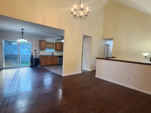 (undisclosed Address), Mastic, NY 11950