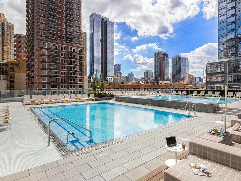 605 W 42nd St #54M — Photo 14