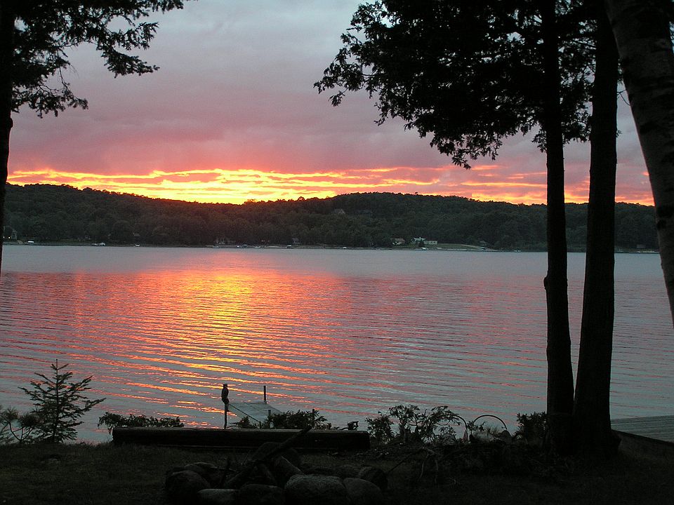 Sunsets are amazing!!