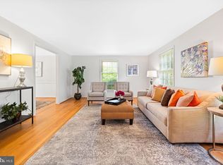 1216 Fallsmead Way, Rockville, MD 20854