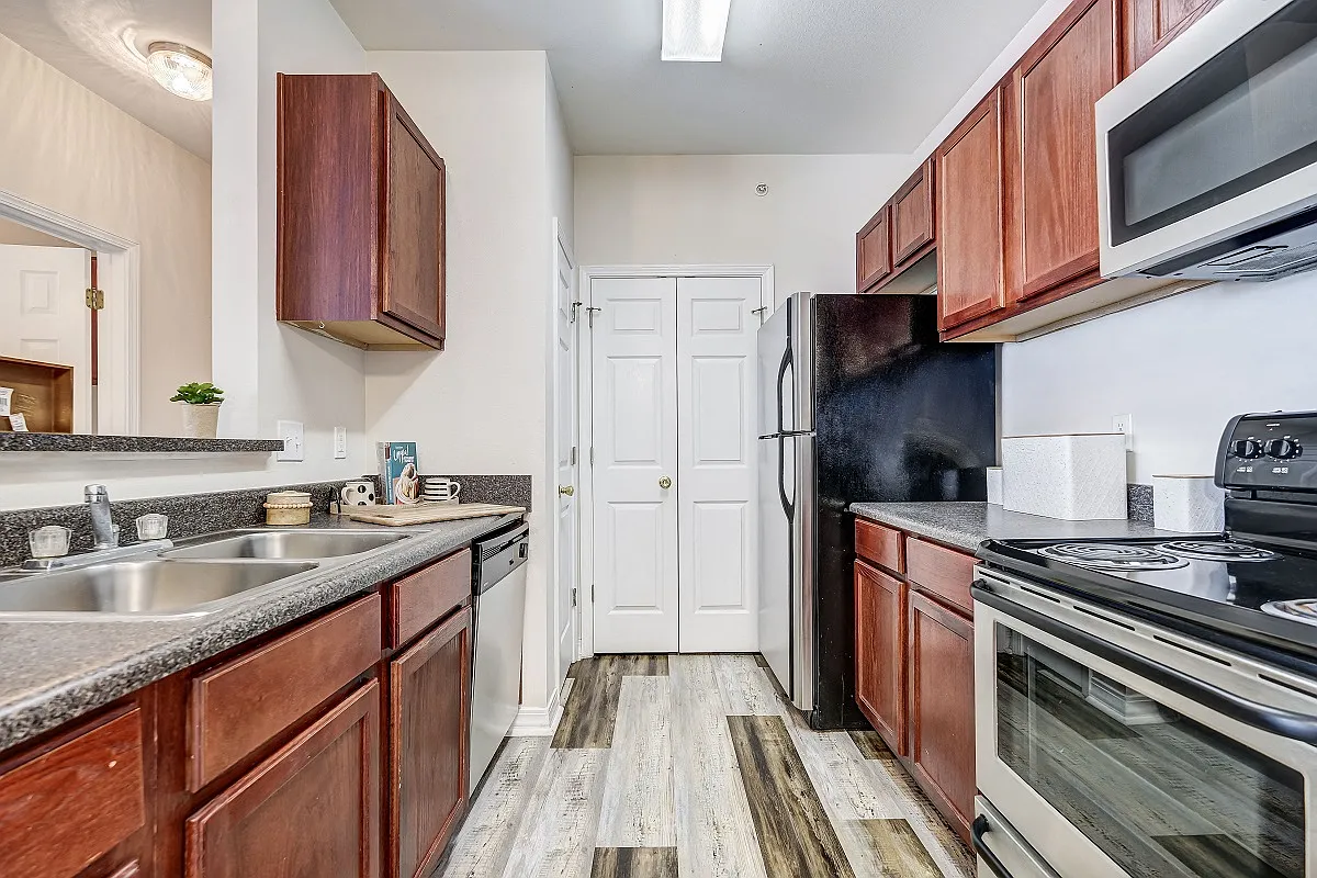 Harborside Apartment Homes — Photo 3