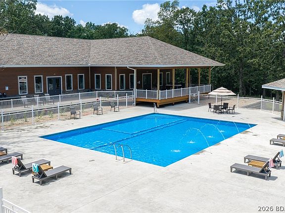 4th image of 500 Big Cedar Dr
