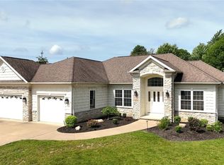 8452 Redwood Ct, Macedonia, OH 44056