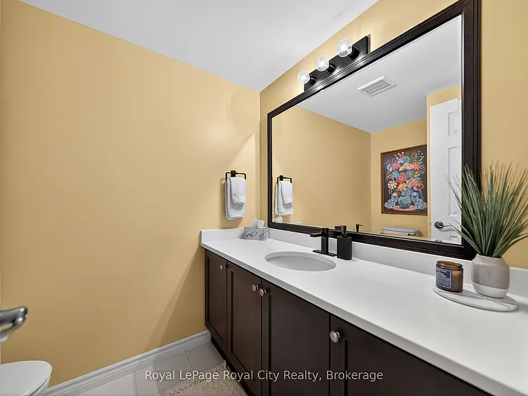 85 Mullin Dr #1B — Photo 21