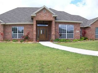 6017 Devonshire Ln, San Angelo, TX 76901