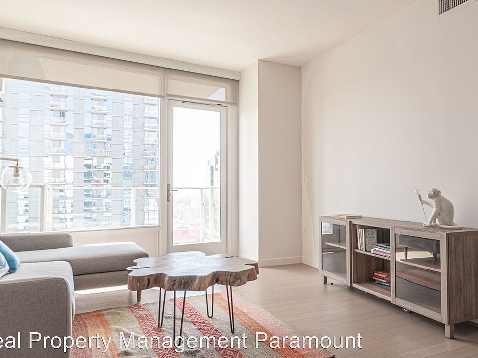 1st image of 1050 S Grand Ave Unit 1903