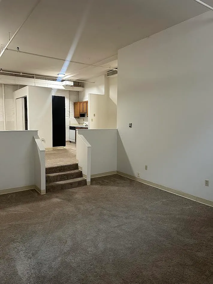 1 bed, 700 sqft, $1,450 — Photo 2