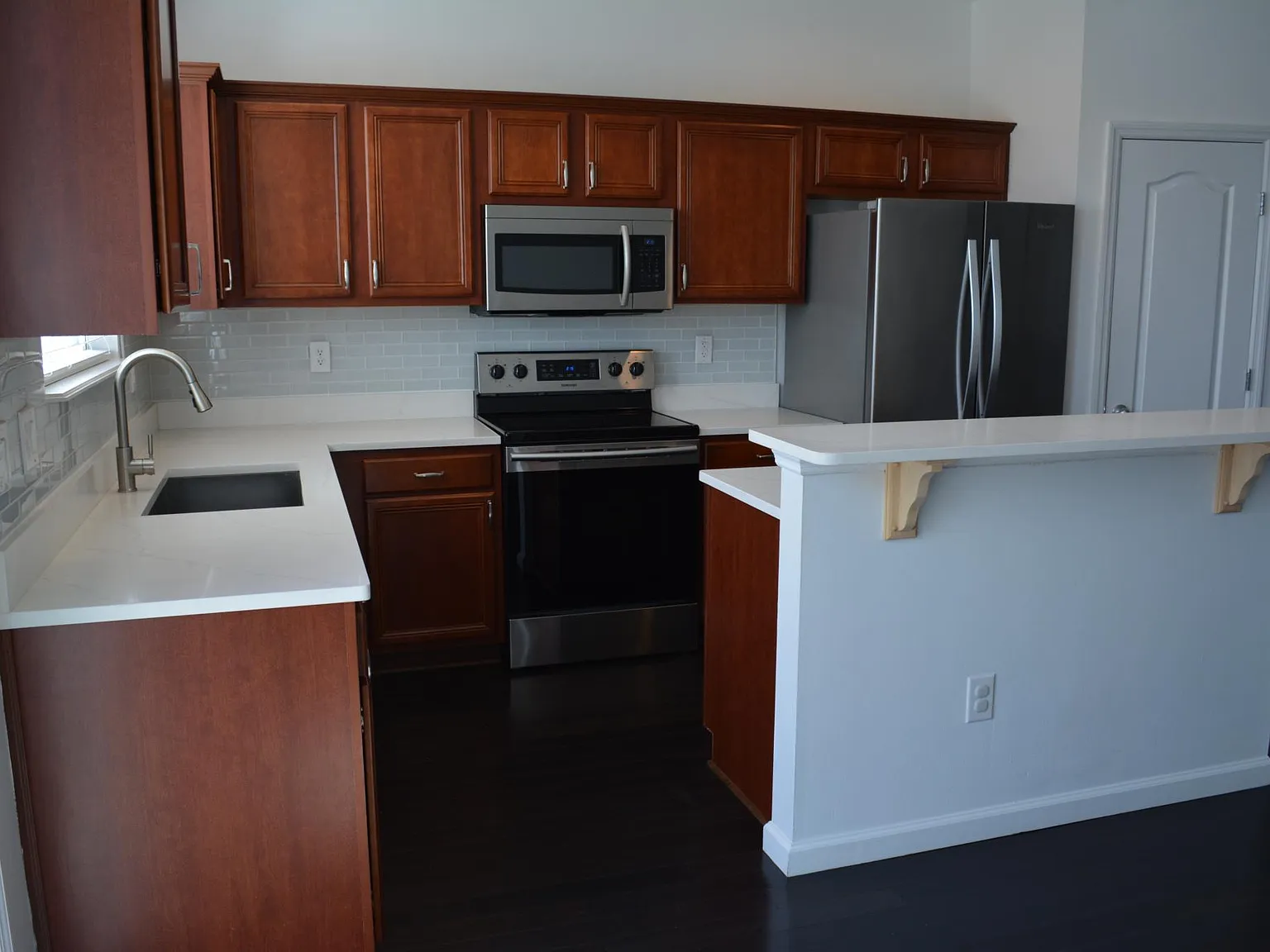 2 bed, 2.5 bath, 1446 sqft, $1,795 — Photo 4