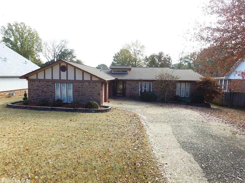 1st image of 1104 Abercorn Pl