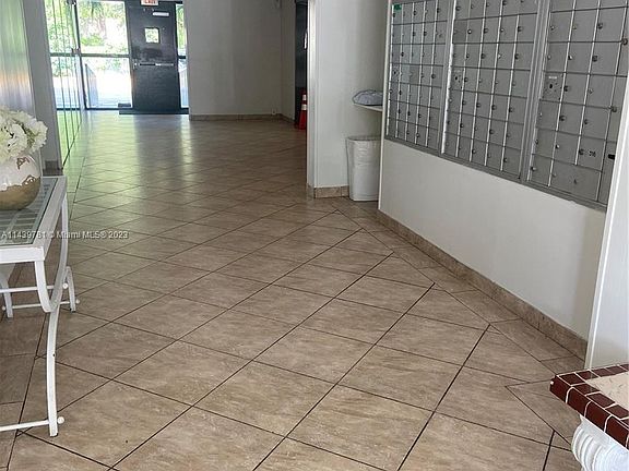 3rd image of 17570 Atlantic Blvd APT 109