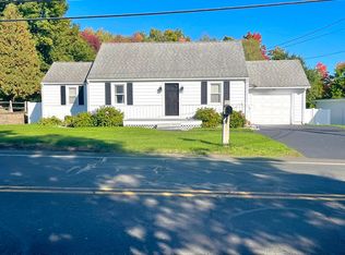 17 Florence Rd, Easthampton, MA 01027