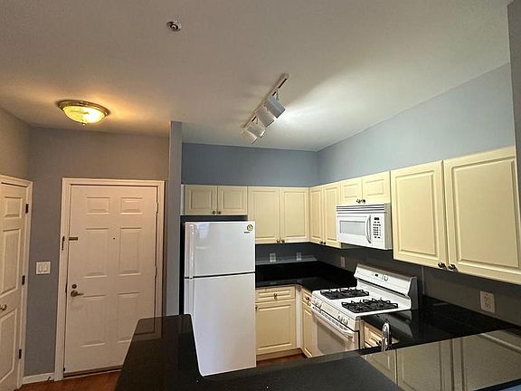5th image of 1645 International Dr Unit 125