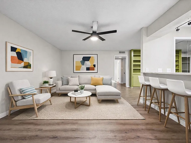 1240 Barton Hills Dr #105 — Photo 1