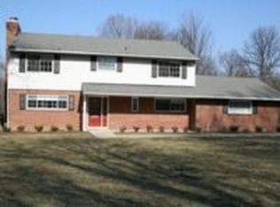335 Poage Farm Rd, Cincinnati, OH 45215