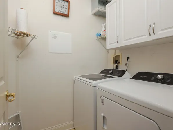 1 Essex Drive, Jackson, NJ 08527
